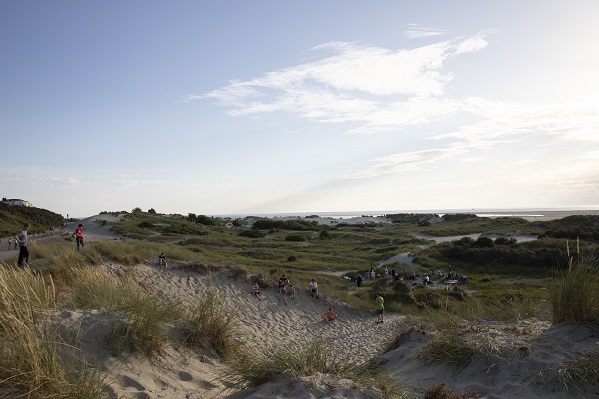 Die Knappschafts-Klinik Borkum mitten in den Dünen.  Die Knappschafts-Klinik Borkum mitten in den Dünen.